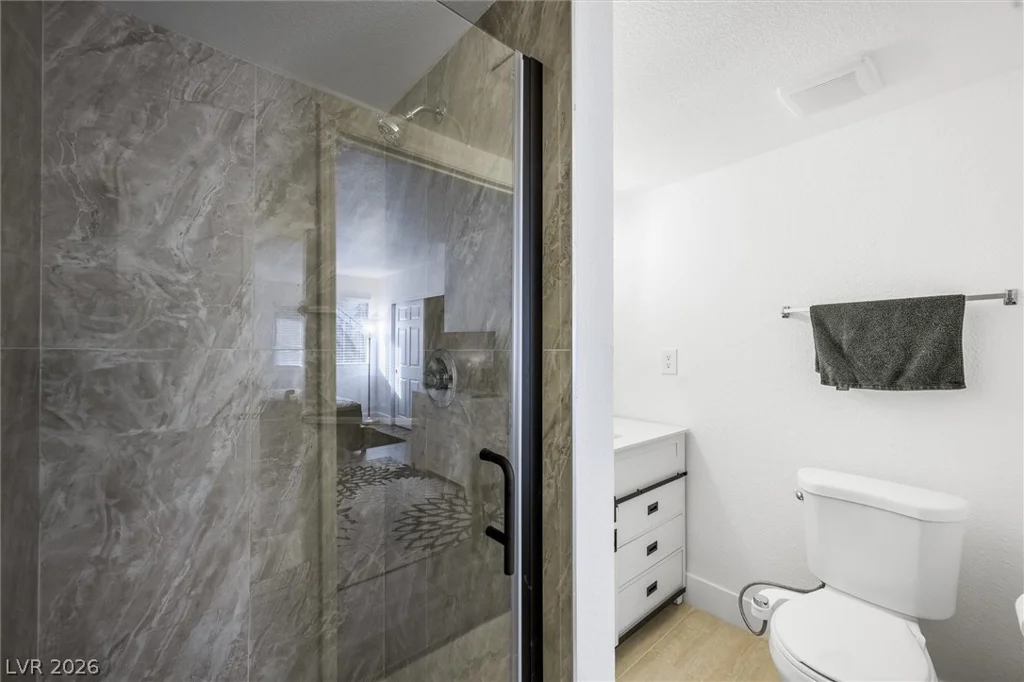 5404 River Glen, Las Vegas, NV 89103