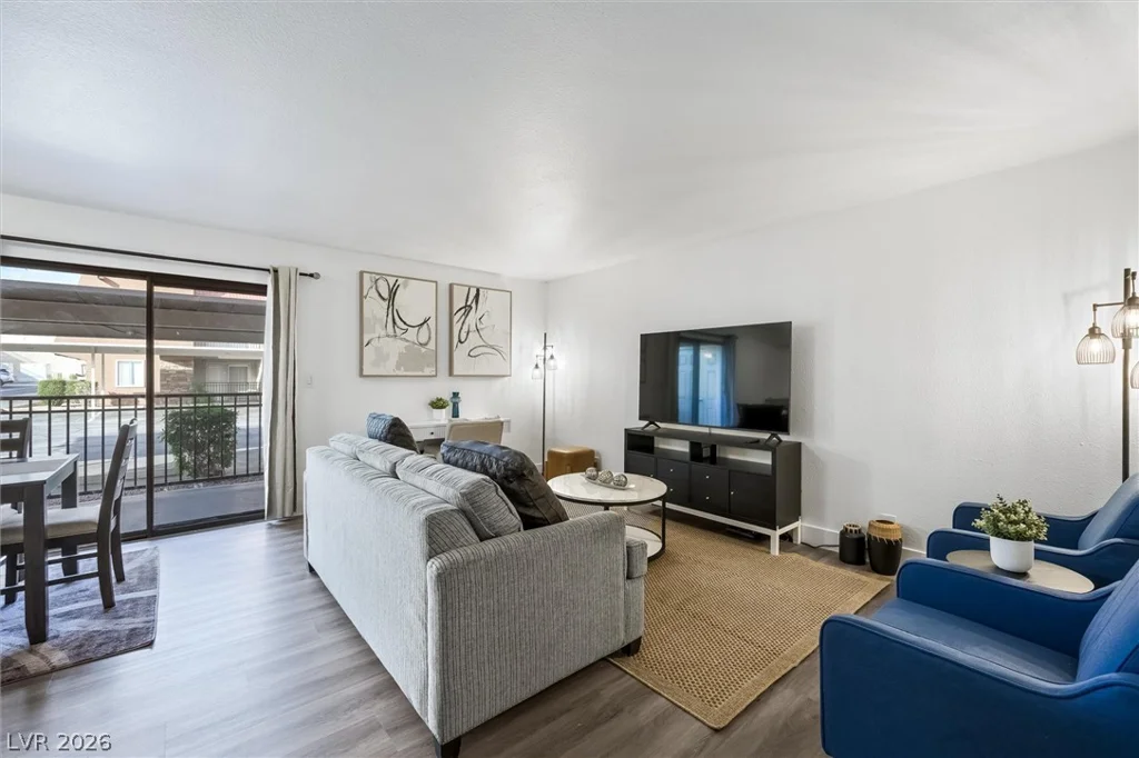 5404 River Glen, Las Vegas, NV 89103