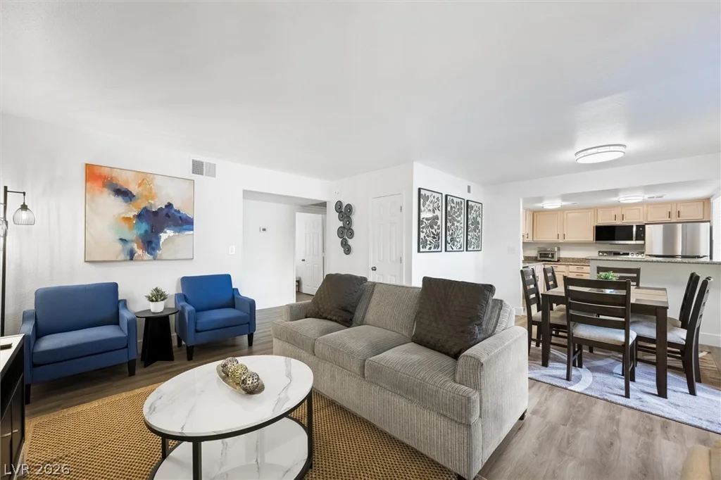 5404 River Glen, Las Vegas, NV 89103