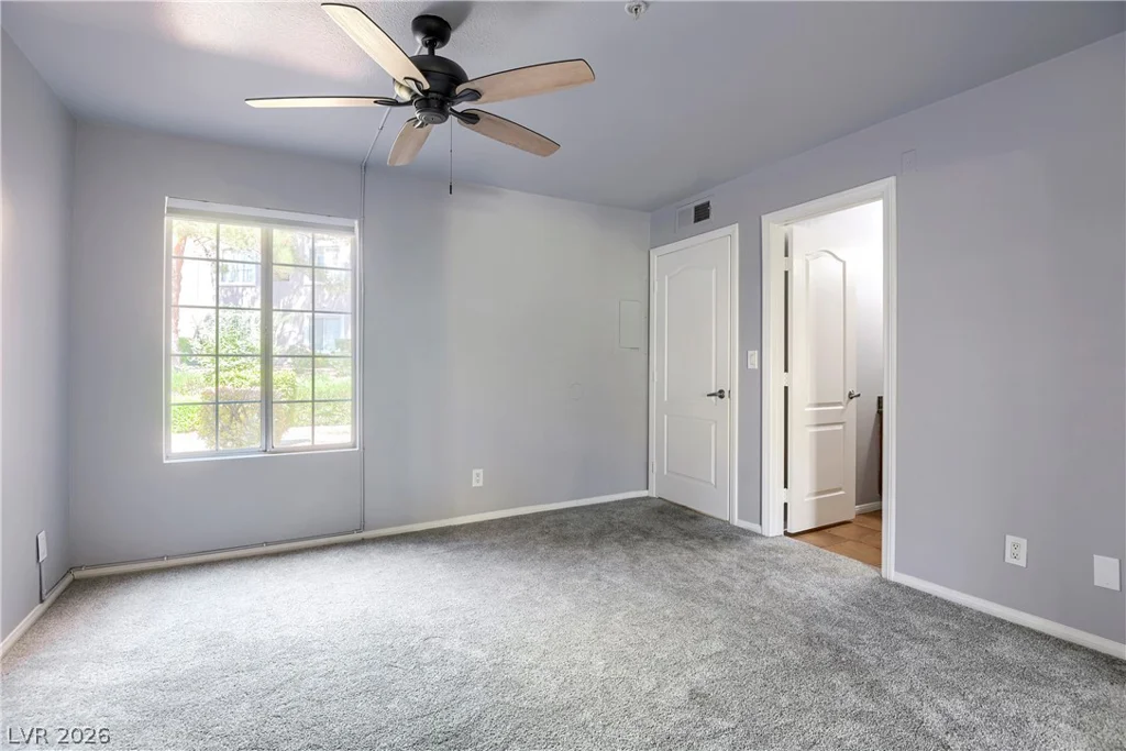 2121 Blue Breeze, Las Vegas, NV 89128