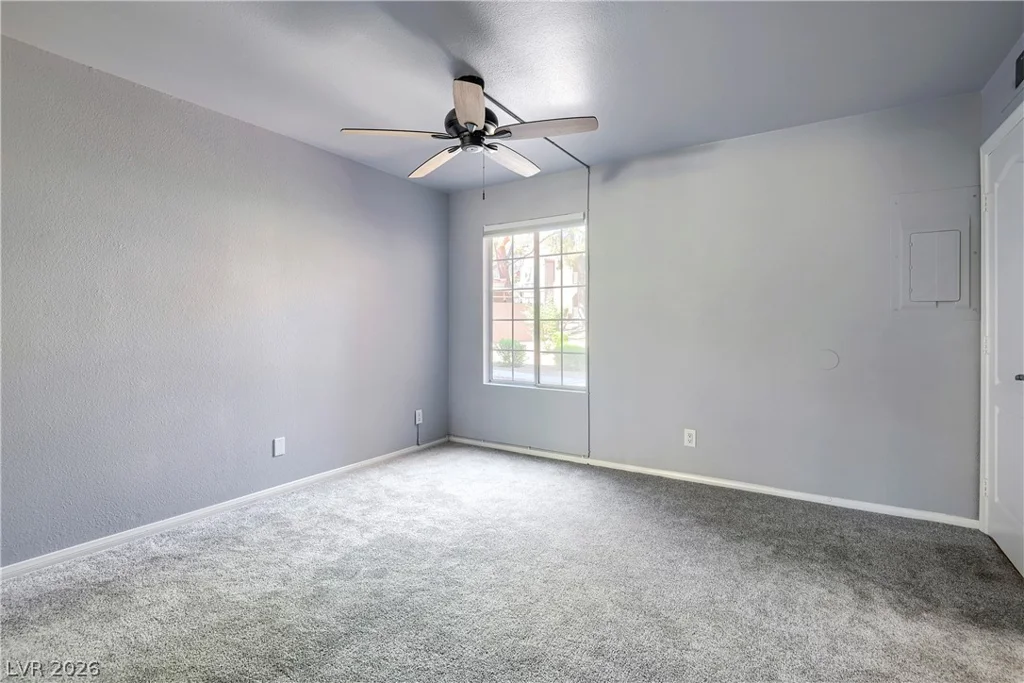 2121 Blue Breeze, Las Vegas, NV 89128