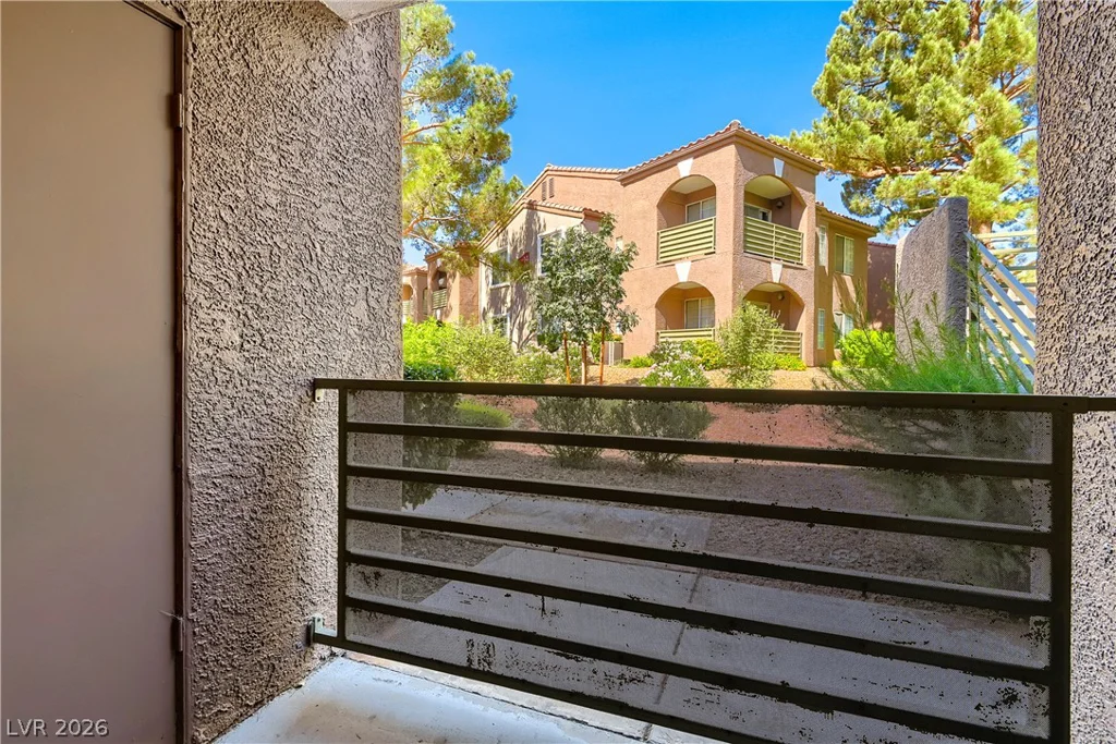 2121 Blue Breeze, Las Vegas, NV 89128