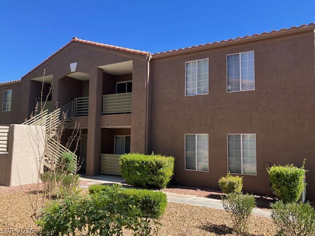 2121 Blue Breeze, Las Vegas, NV 89128