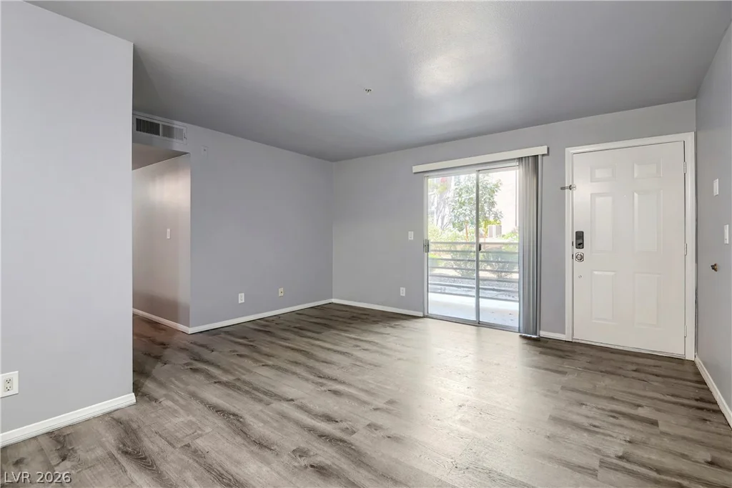 2121 Blue Breeze, Las Vegas, NV 89128