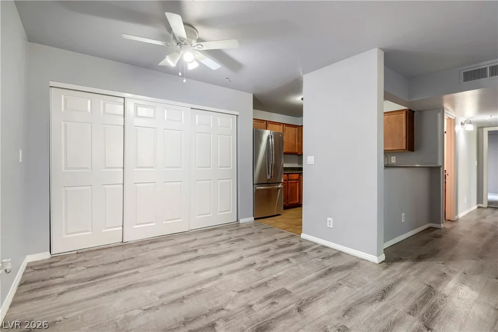 2121 Blue Breeze, Las Vegas, NV 89128