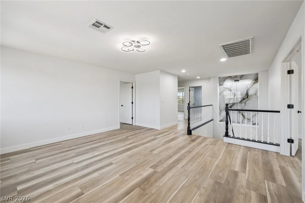 977 Courtney Valley, Henderson, NV 89052