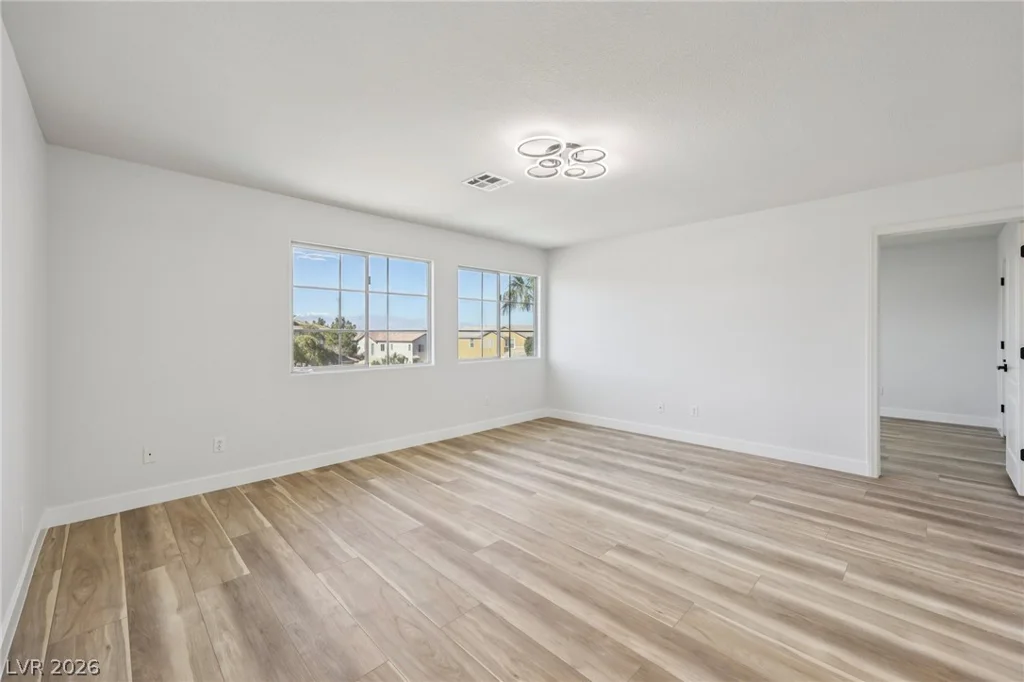 977 Courtney Valley, Henderson, NV 89052