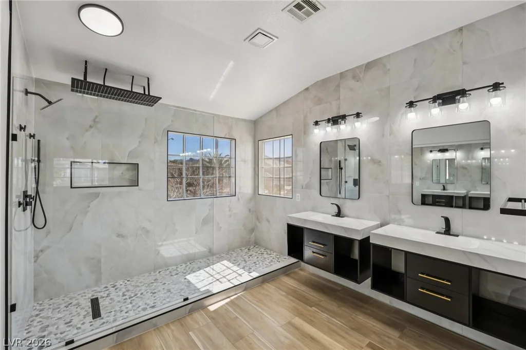 977 Courtney Valley, Henderson, NV 89052