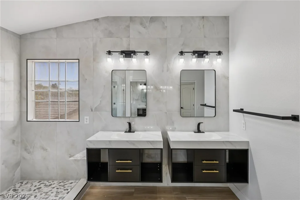 977 Courtney Valley, Henderson, NV 89052