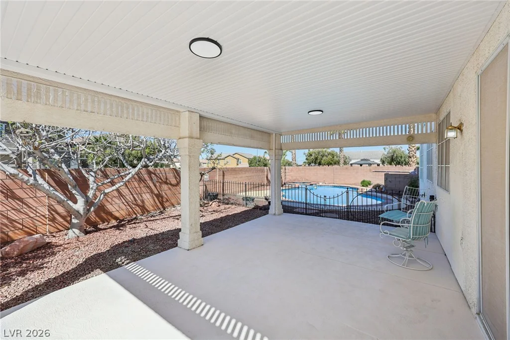 977 Courtney Valley, Henderson, NV 89052