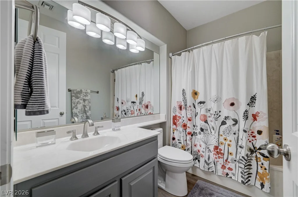 10533 Shoalhaven, Las Vegas, NV 89134