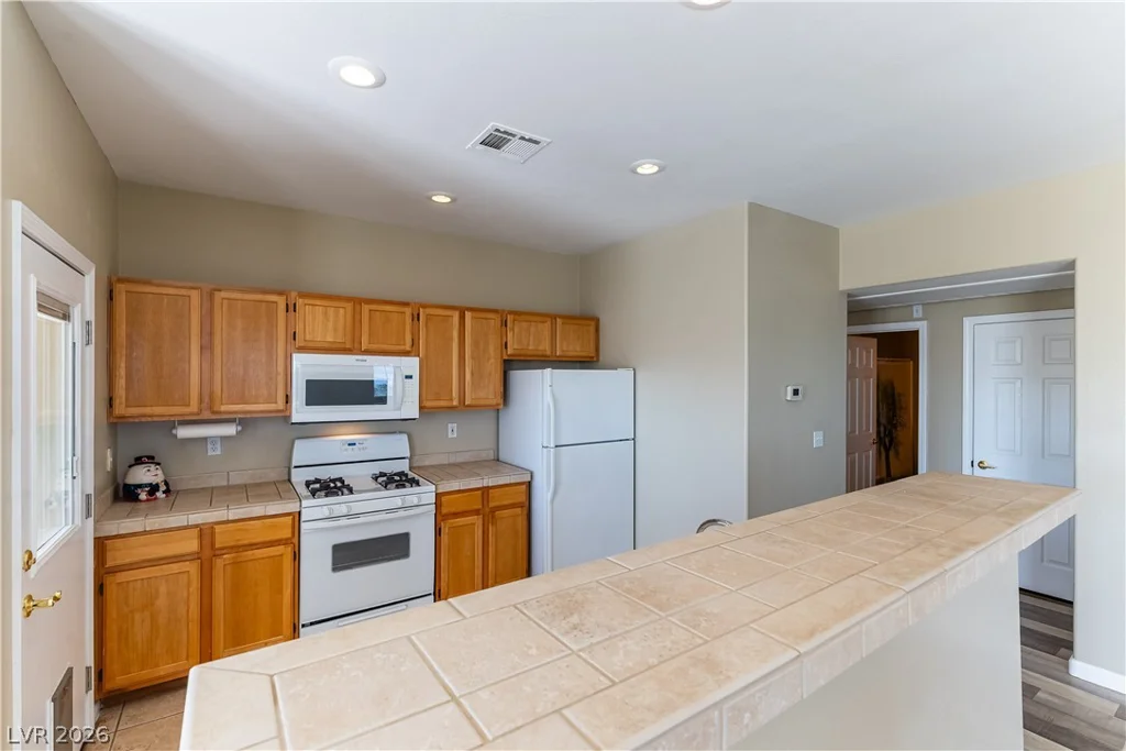 1320 RED GABLE, Las Vegas, NV 89144