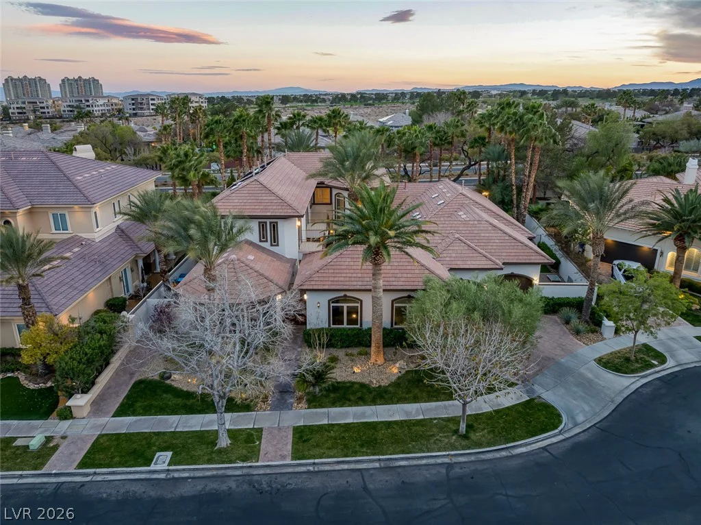 9325 Canyon Classic, Las Vegas, NV 89144