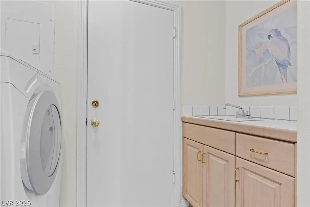 8188 Horseshoe Bend, Las Vegas, NV 89113