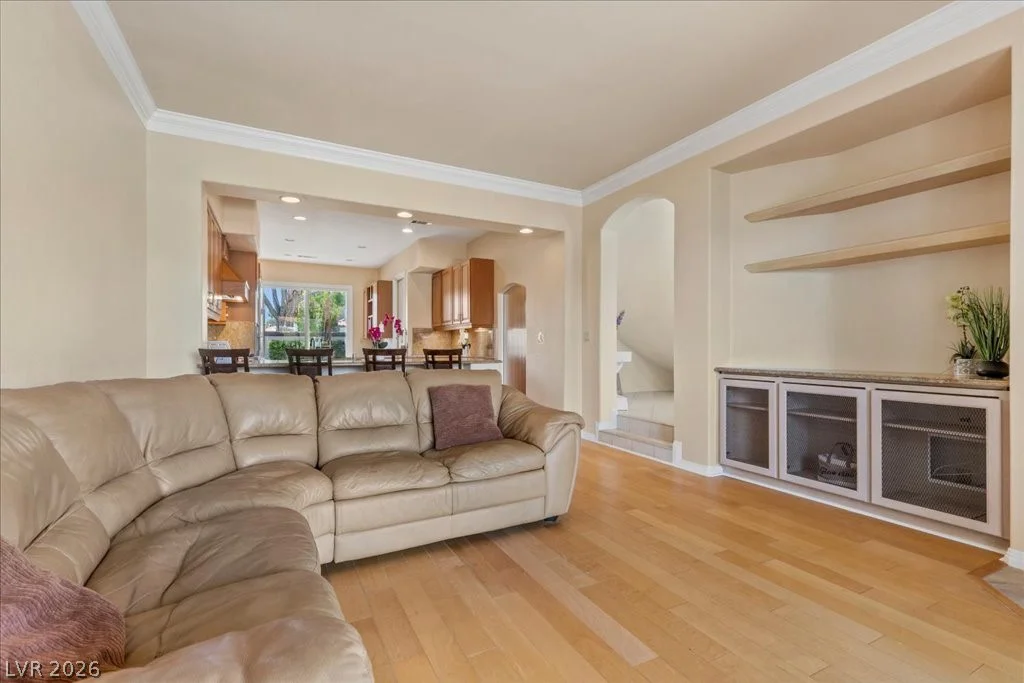 8188 Horseshoe Bend, Las Vegas, NV 89113