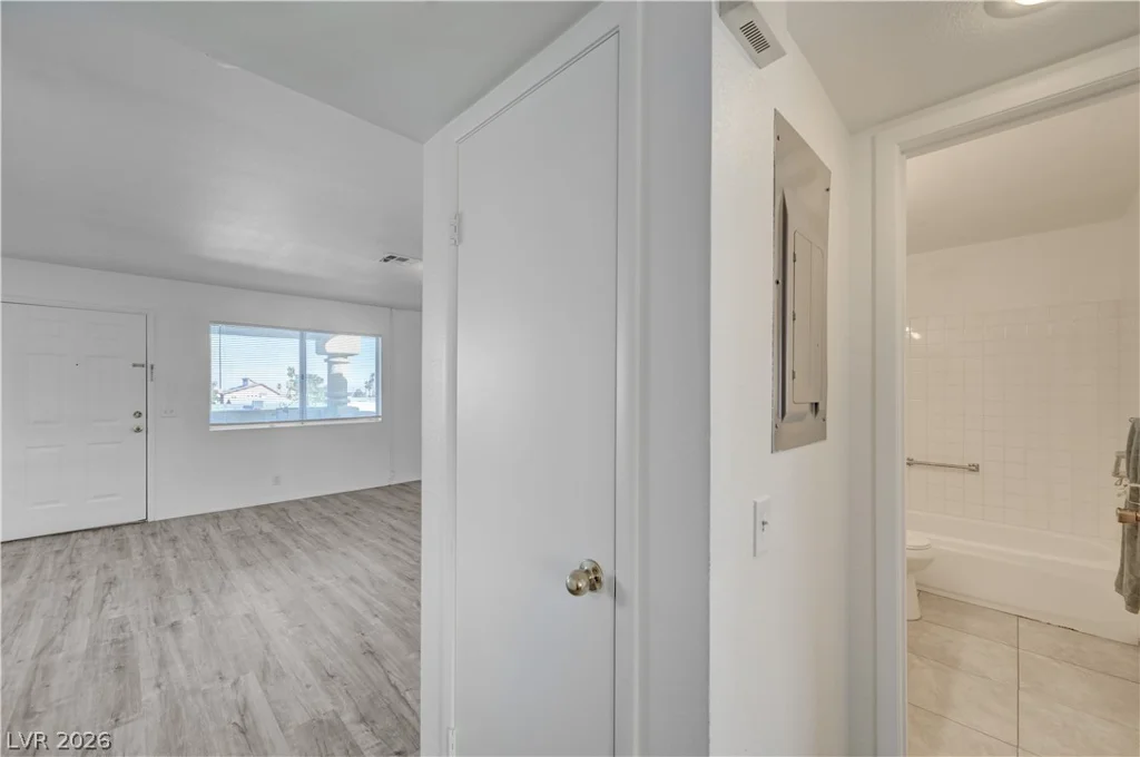 332 Buffalo, Las Vegas, NV 89145