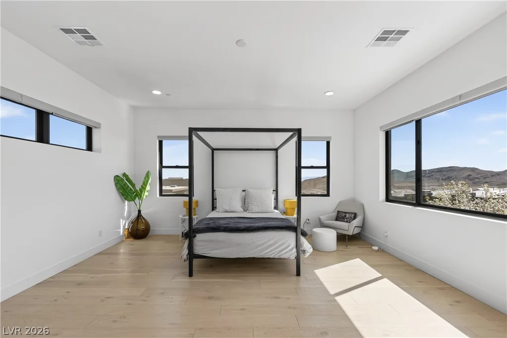 12637 Penfield, Las Vegas, NV 89138