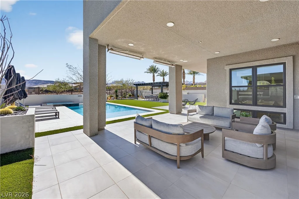 12637 Penfield, Las Vegas, NV 89138