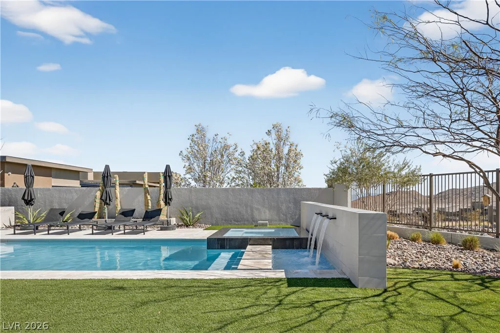12637 Penfield, Las Vegas, NV 89138