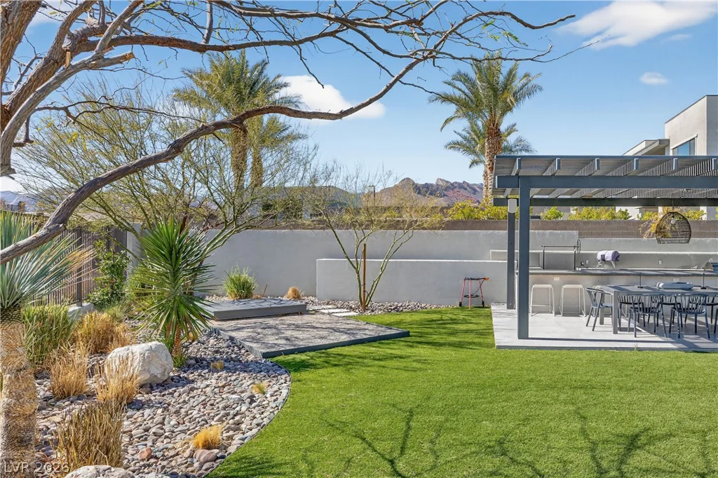 12637 Penfield, Las Vegas, NV 89138