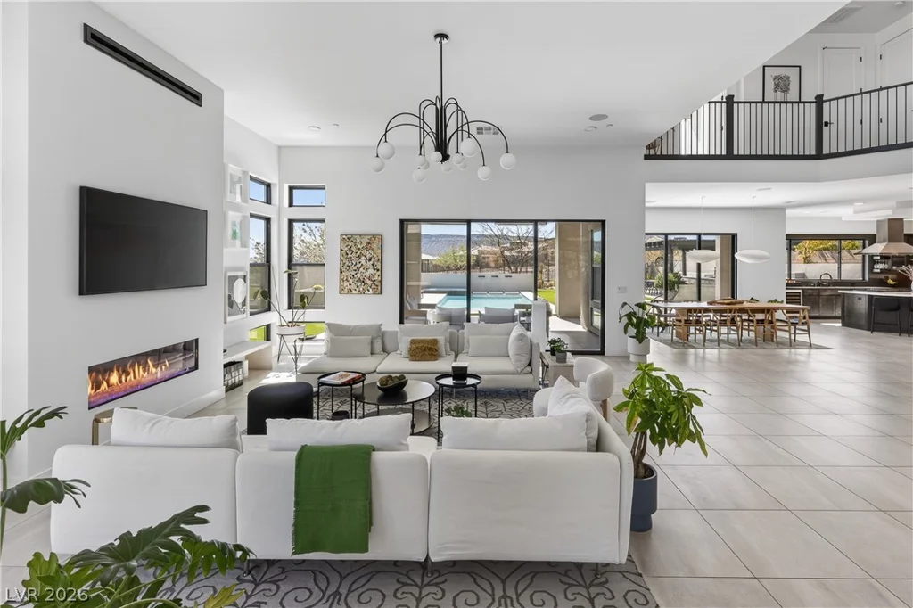12637 Penfield, Las Vegas, NV 89138