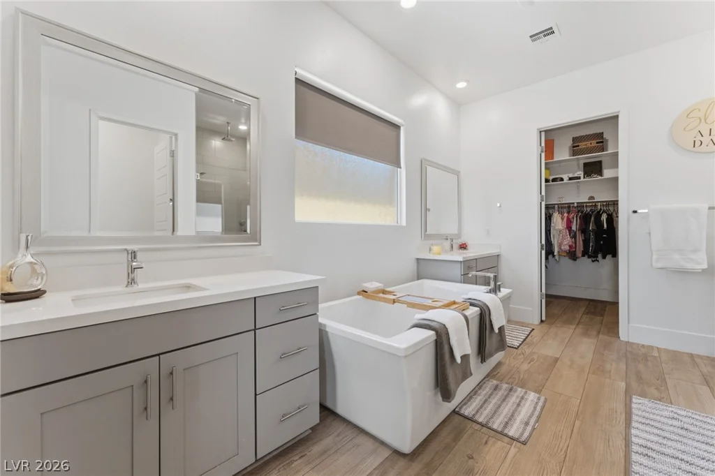 5241 Brayden, Las Vegas, NV 89131