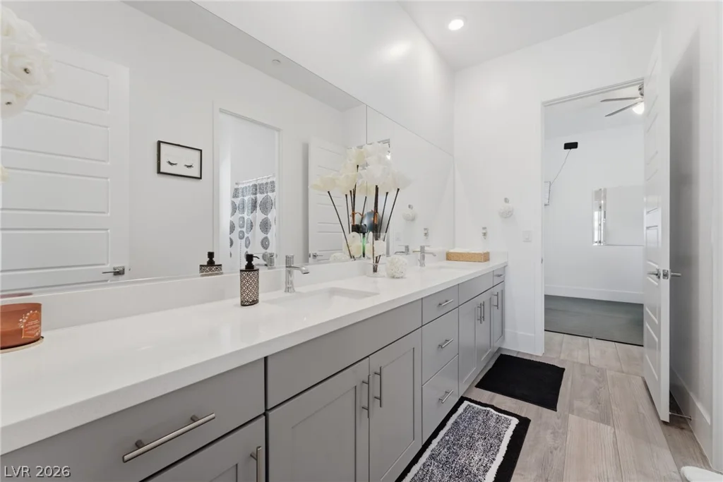 5241 Brayden, Las Vegas, NV 89131