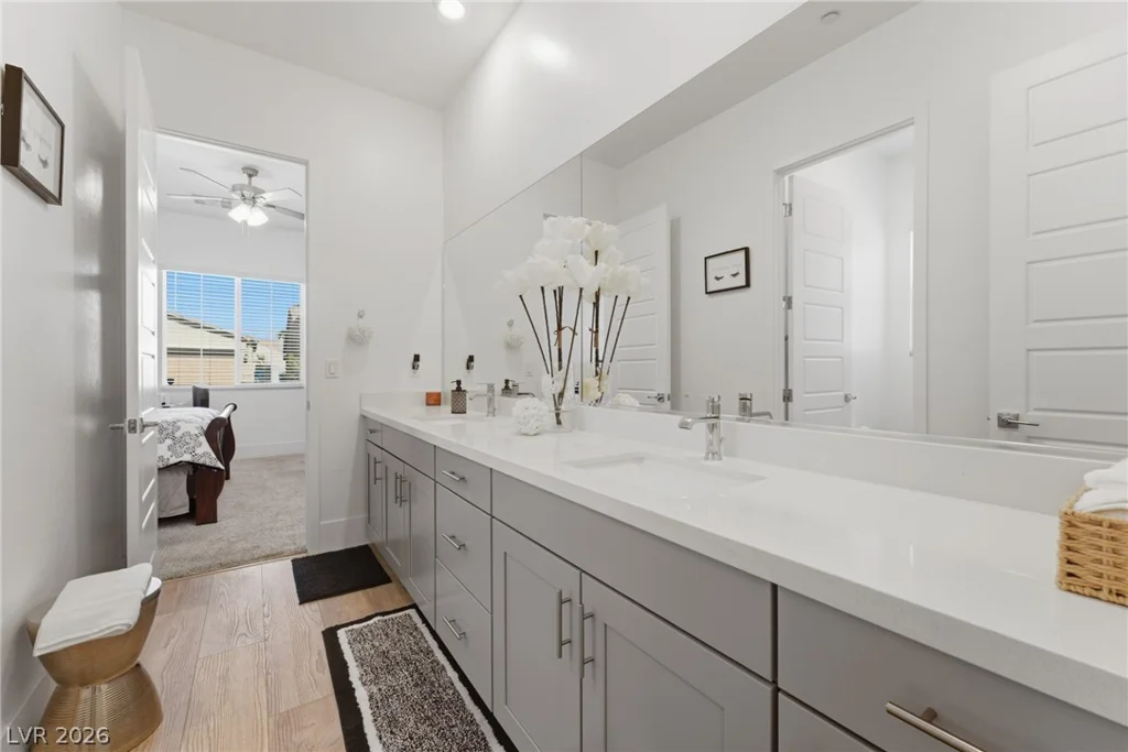 5241 Brayden, Las Vegas, NV 89131