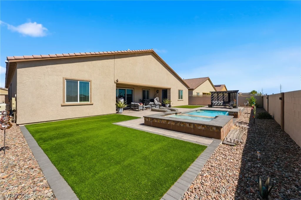 5241 Brayden, Las Vegas, NV 89131