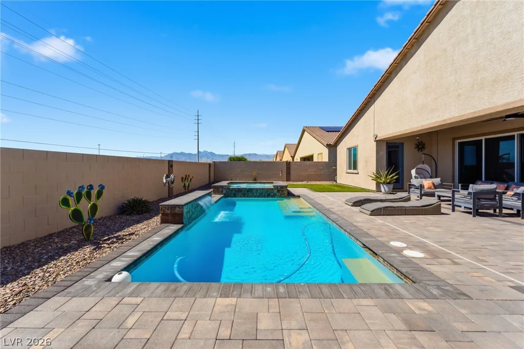 5241 Brayden, Las Vegas, NV 89131