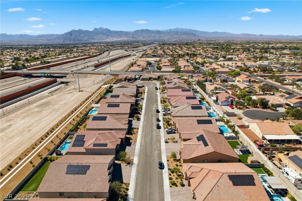 5241 Brayden, Las Vegas, NV 89131