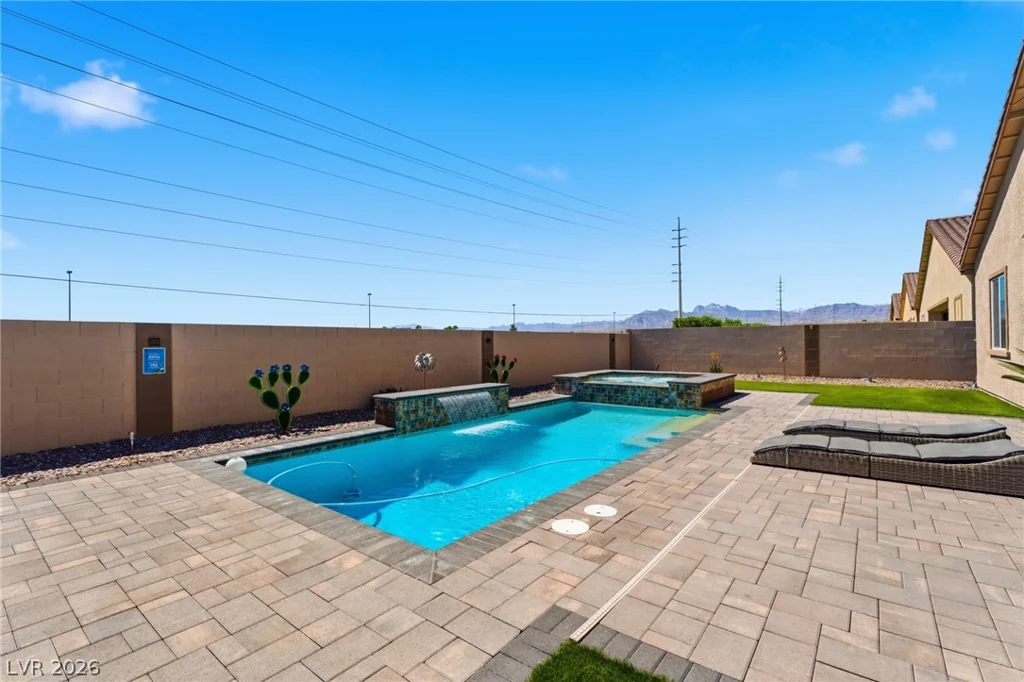 5241 Brayden, Las Vegas, NV 89131