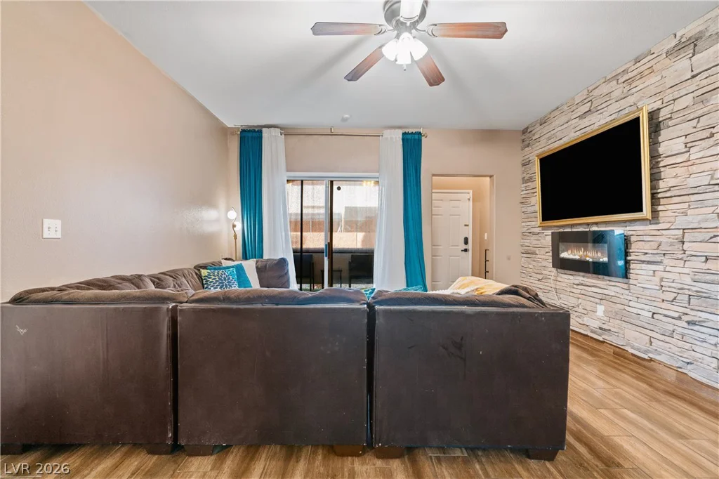 5650 Sahara, Las Vegas, NV 89142