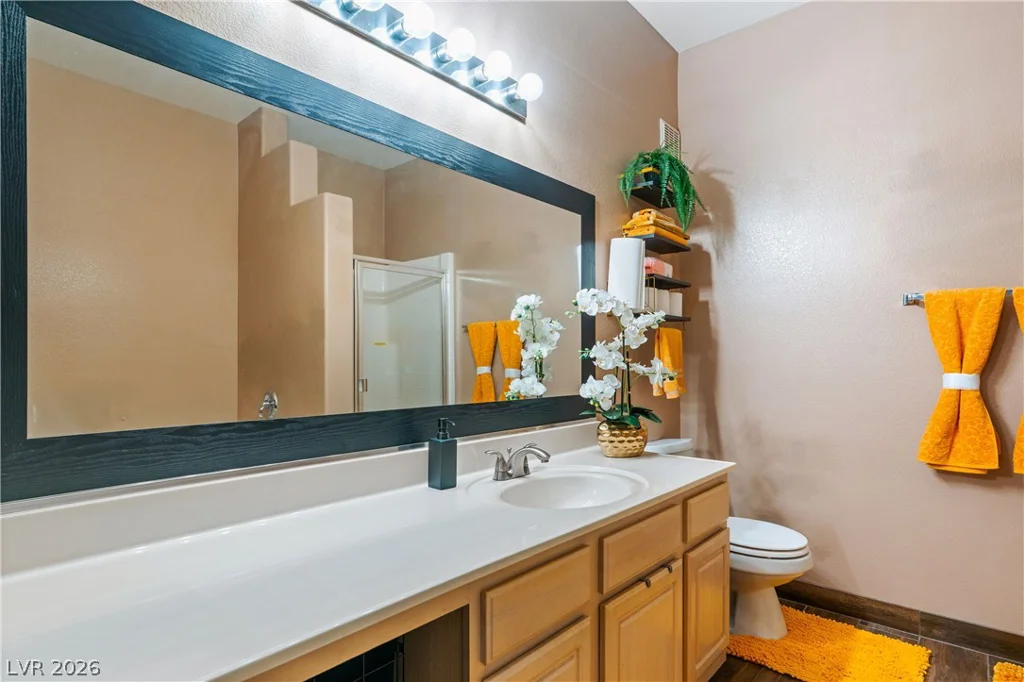 5650 Sahara, Las Vegas, NV 89142