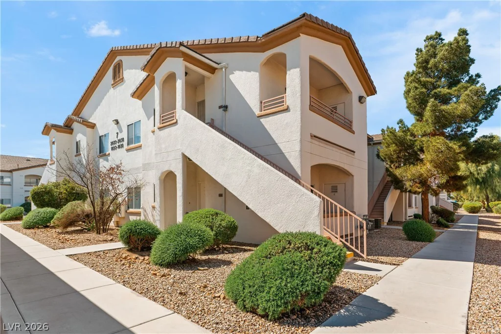 5650 Sahara, Las Vegas, NV 89142