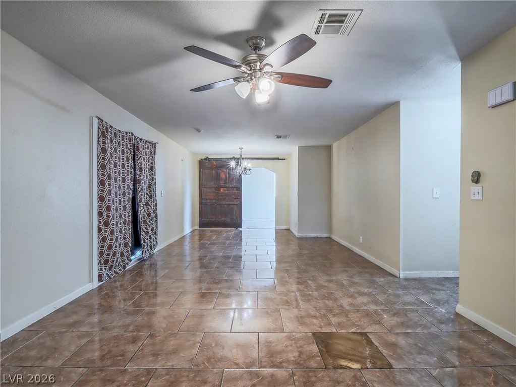 1103 Arrowhead, Las Vegas, NV 89106