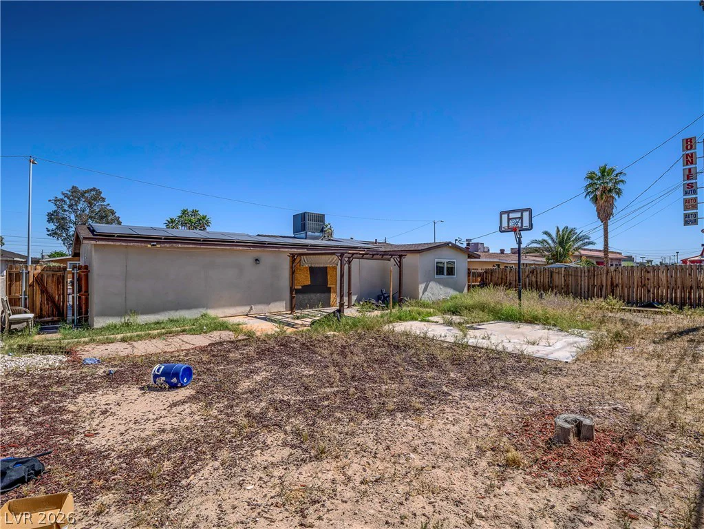 1103 Arrowhead, Las Vegas, NV 89106