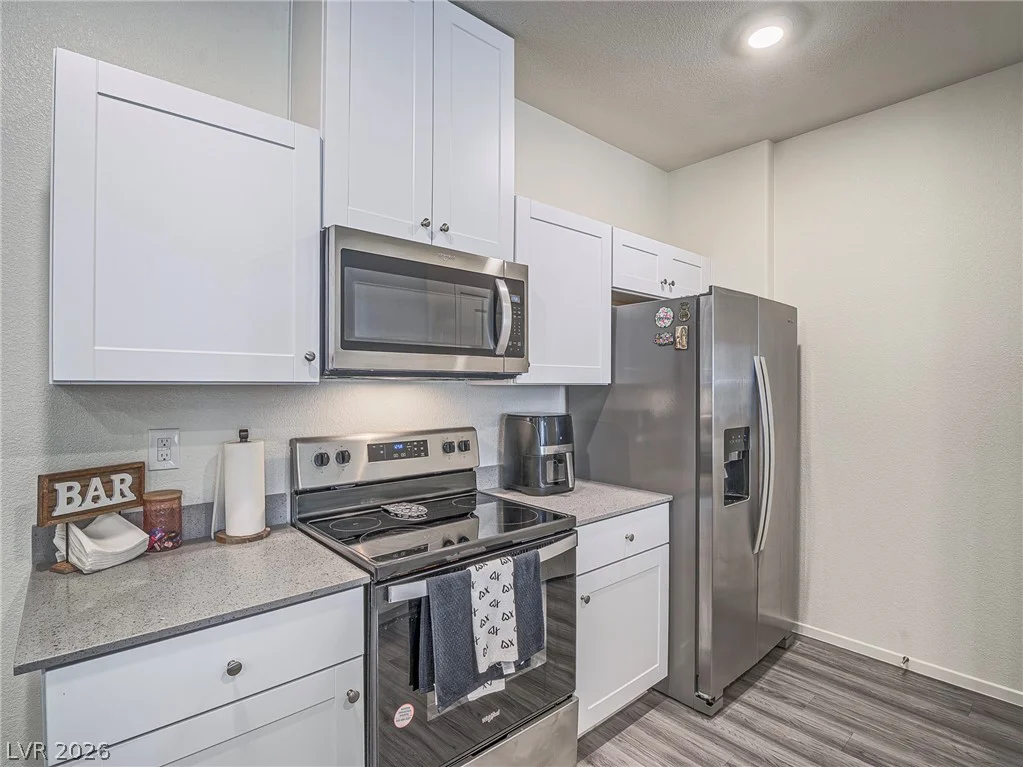 483 Waterfall Cove, Henderson, NV 89002