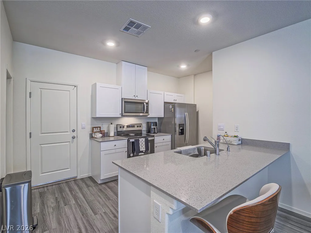 483 Waterfall Cove, Henderson, NV 89002