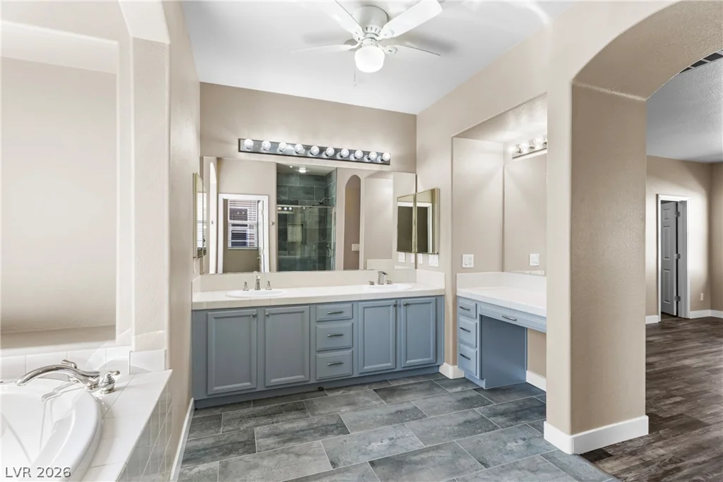 1008 Robust, North Las Vegas, NV 89081