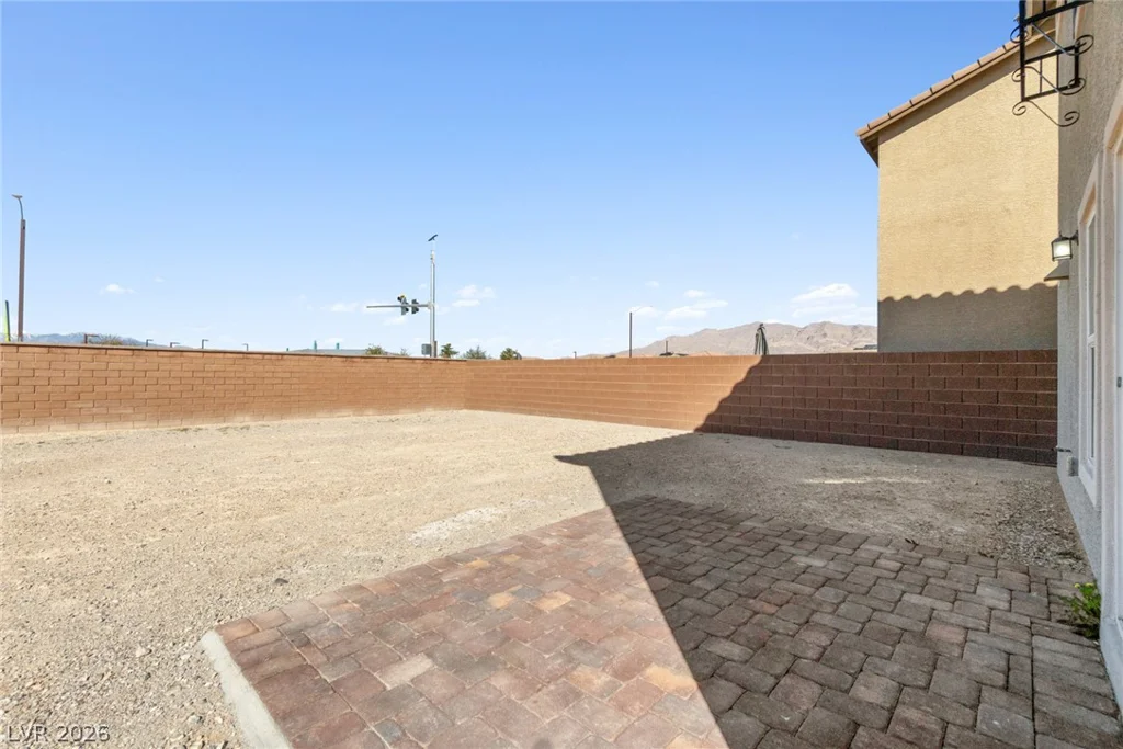6929 Toll Mountain, North Las Vegas, NV 89086