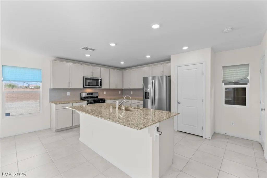 6929 Toll Mountain, North Las Vegas, NV 89086