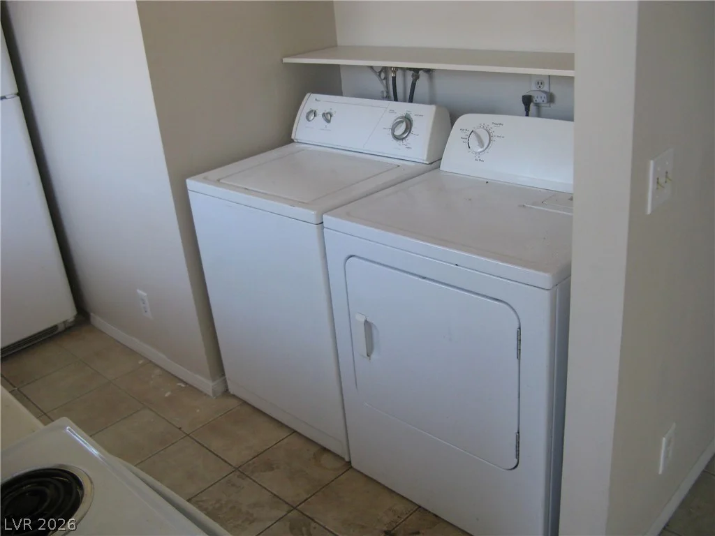 5052 Mountain Vista, Las Vegas, NV 89120