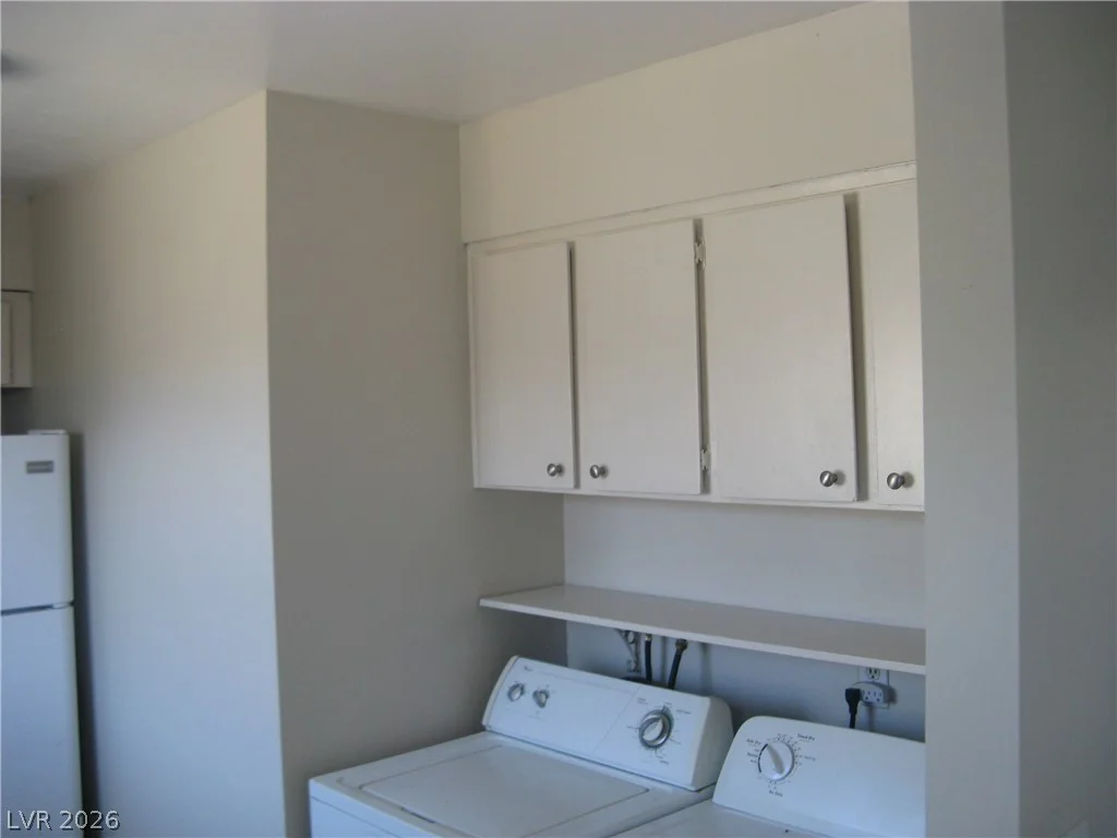 5052 Mountain Vista, Las Vegas, NV 89120
