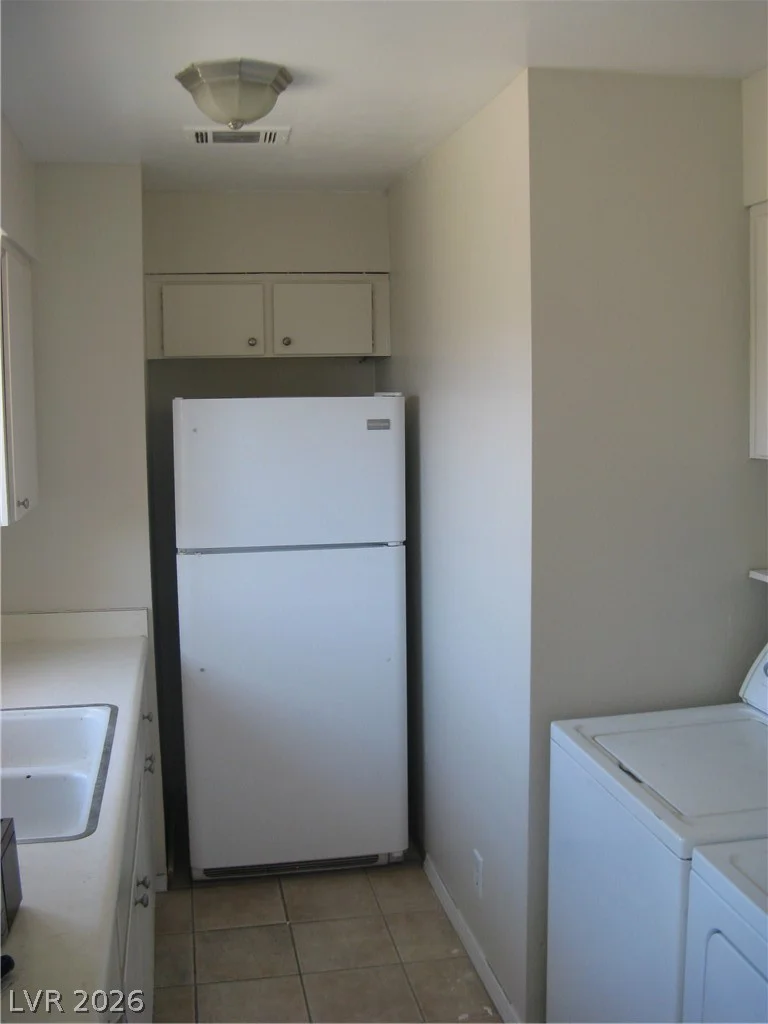 5052 Mountain Vista, Las Vegas, NV 89120