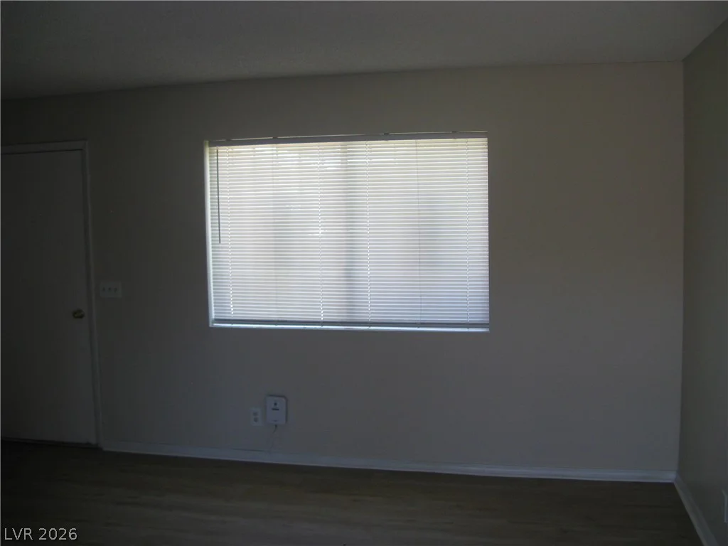 5052 Mountain Vista, Las Vegas, NV 89120