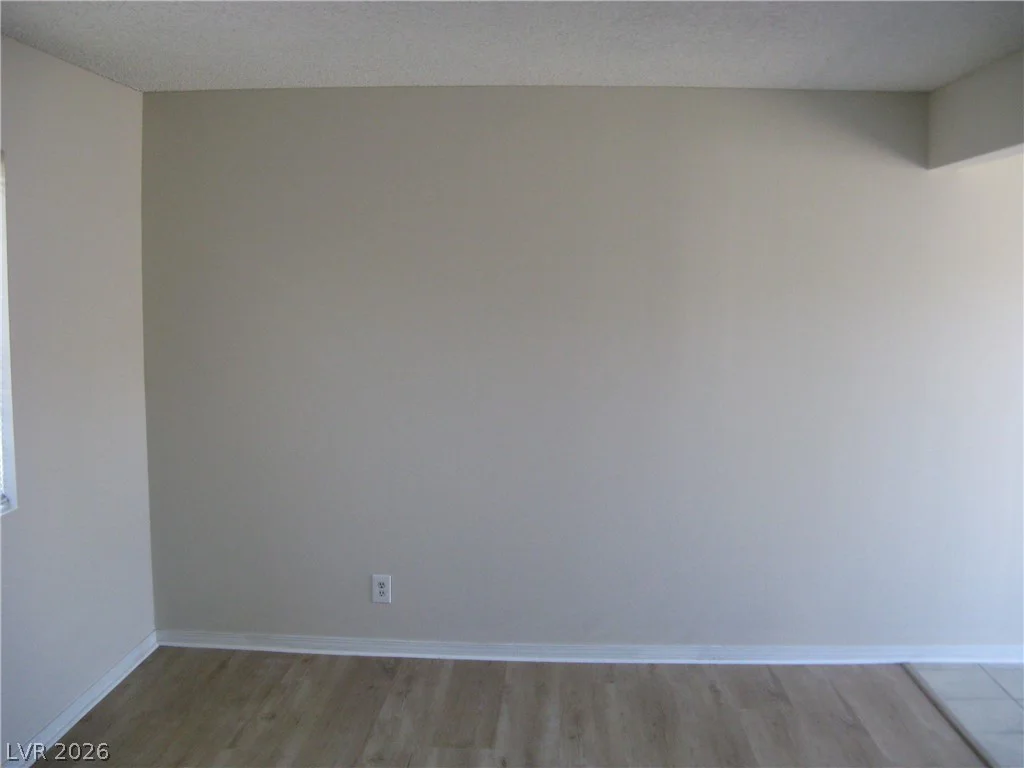 5052 Mountain Vista, Las Vegas, NV 89120