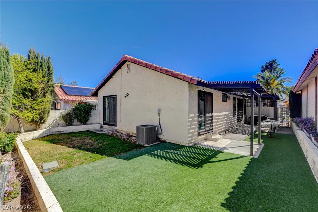8404 Mulcahy, Las Vegas, NV 89145