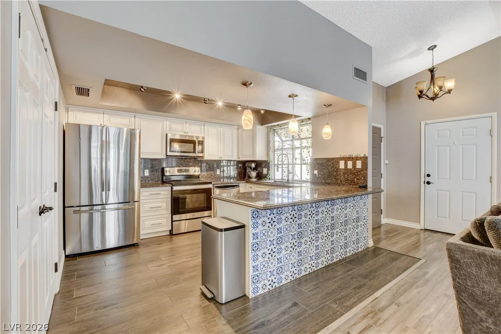 8404 Mulcahy, Las Vegas, NV 89145