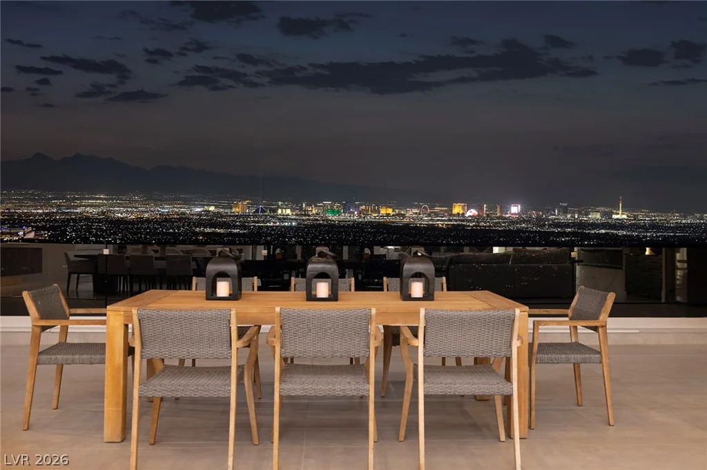 665 Overlook Rim, Henderson, NV 89012